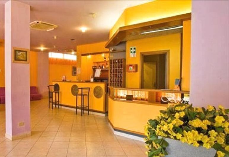 Hotel Saline Чезенатико Экстерьер фото